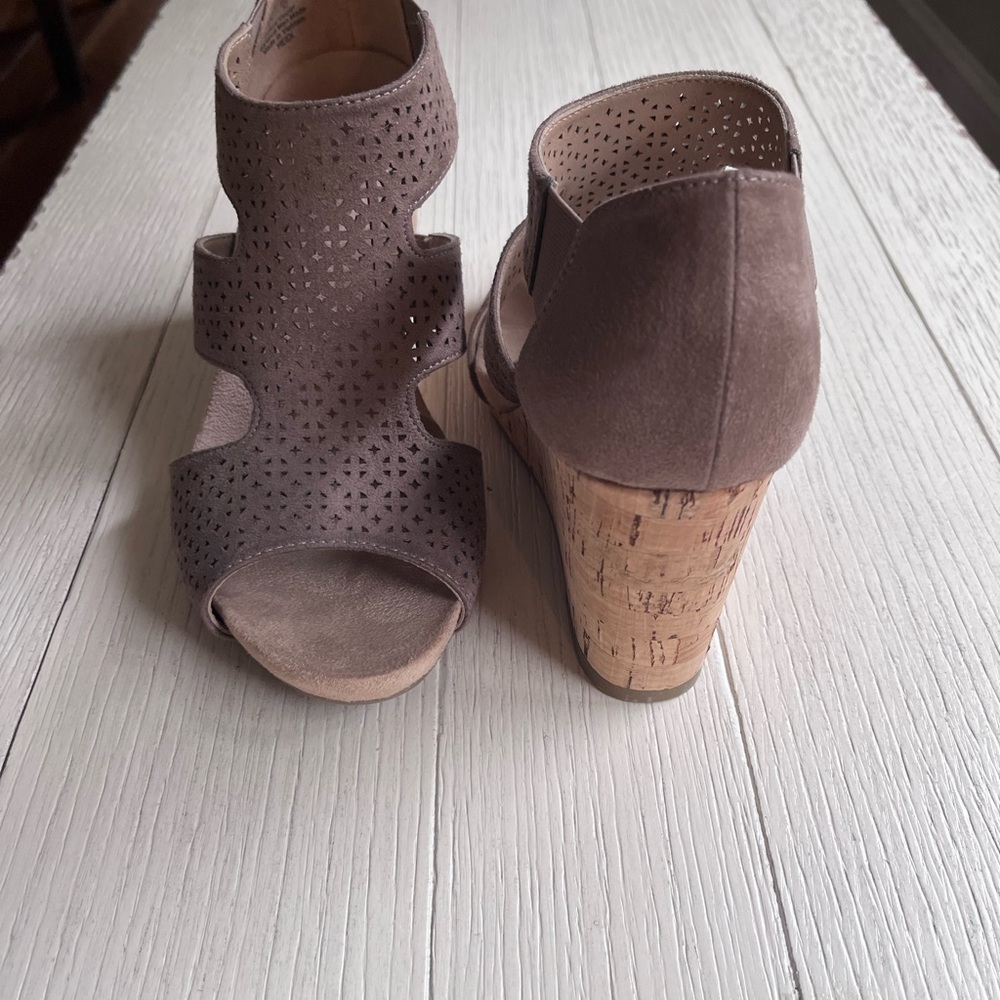 Wedges - Picture 3 of 3